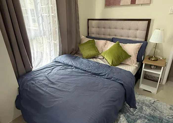 Avida Towers Sm Sucat Bed & Breakfast 4*
