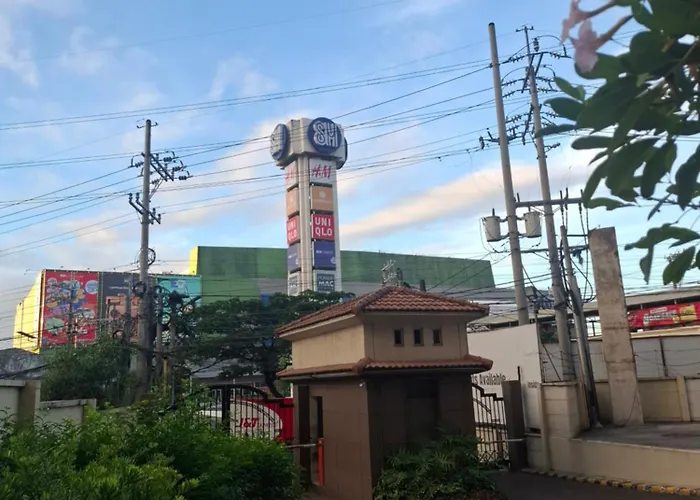 Avida Towers Sm Sucat 4*